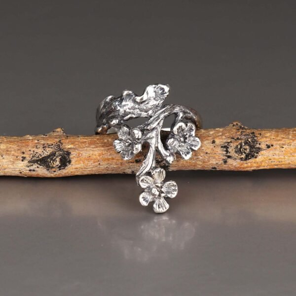 Sterling silver Buttercup Ring