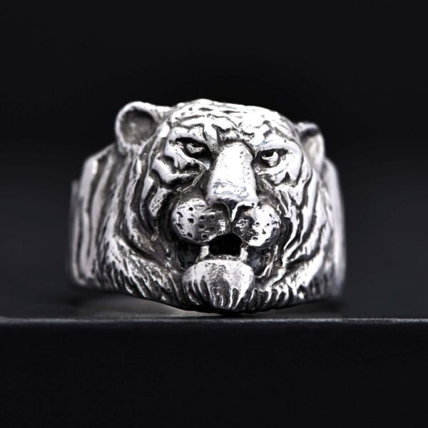 Sterling Silver Tiger Ring Sterling Silver Tiger Ring