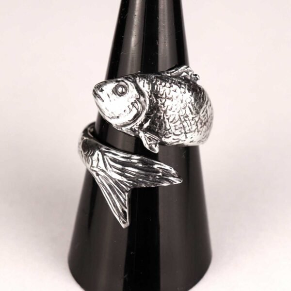 Sterling silver fish ring
