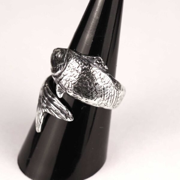 Sterling silver fish ring