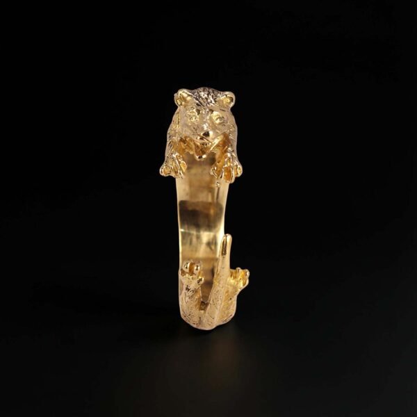 Opossum ring in brass